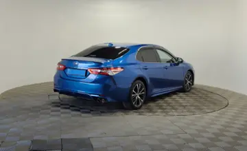 Toyota Camry 2020 года за 9 990 000 тг. в Алматы