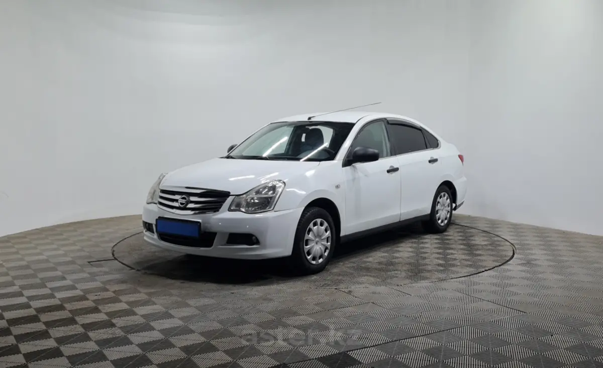 2015 Nissan Almera