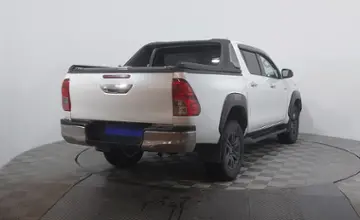 Toyota Hilux 2023 года за 24 500 000 тг. в Астана
