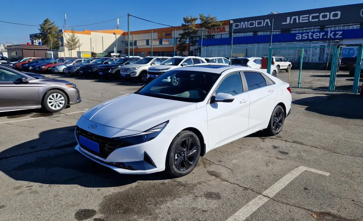 2023 Hyundai Elantra