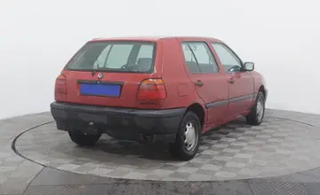 Volkswagen Golf 1995 года за 990 000 тг. в Астана