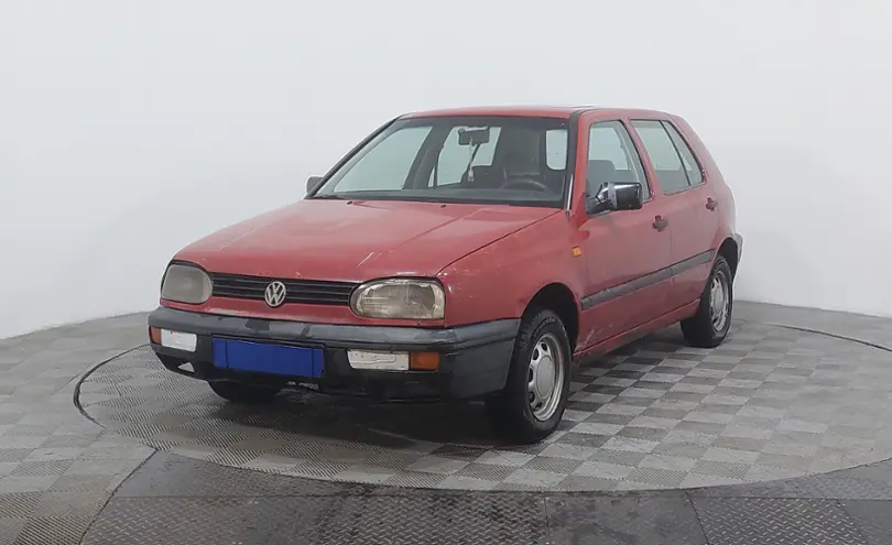 Volkswagen Golf 1995 года за 990 000 тг. в Астана