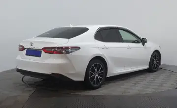 Toyota Camry 2022 года за 11 790 000 тг. в Астана