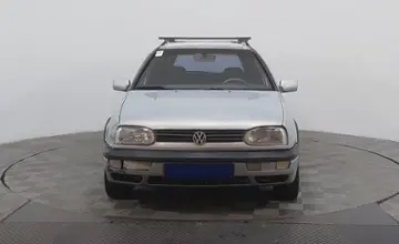 Volkswagen Golf 1993 года за 1 090 000 тг. в Астана фото 2
