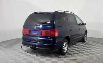 Volkswagen Sharan 2000 года за 3 500 000 тг. в Караганда