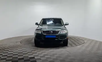 Volkswagen Touareg 2005 года за 4 690 000 тг. в Алматы фото 2