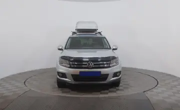Volkswagen Tiguan 2016 года за 8 800 000 тг. в Астана фото 2