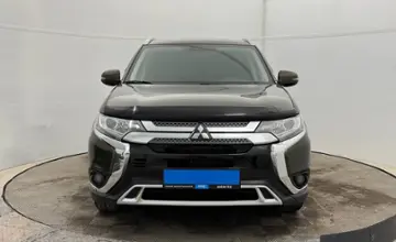 Mitsubishi Outlander 2019 года за 9 750 000 тг. в Актобе фото 2