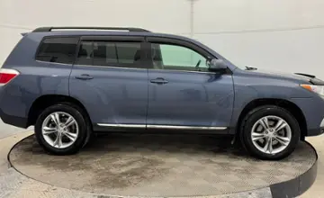Toyota Highlander 2011 года за 11 500 000 тг. в Актобе фото 4