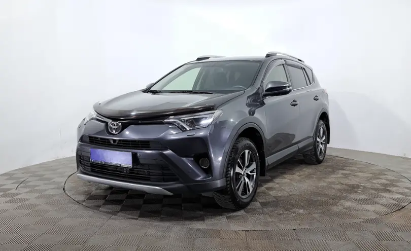 Toyota RAV4 2016 года за 10 490 000 тг. в Астана