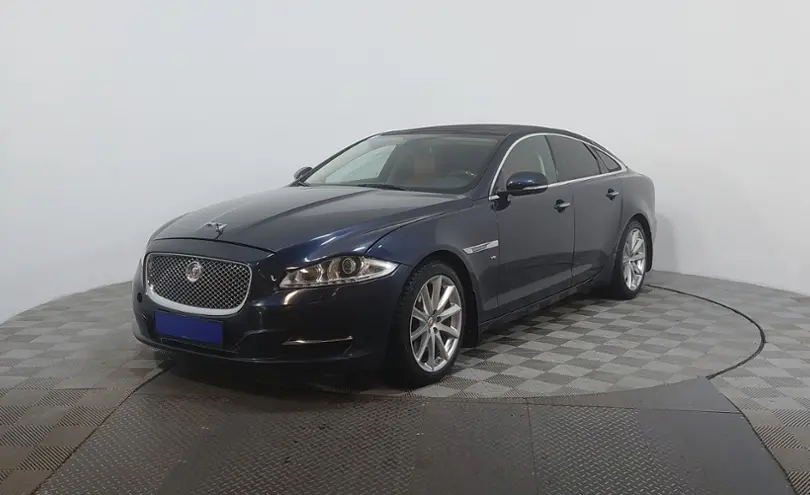 Jaguar XJ 2014 года за 10 290 000 тг. в Астана