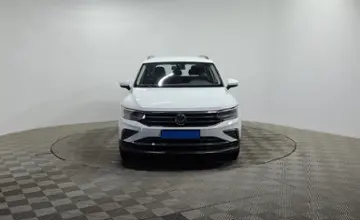 Volkswagen Tiguan 2020 года за 10 790 000 тг. в Алматы фото 2