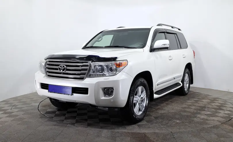 Toyota Land Cruiser 2012 года за 20 500 000 тг. в Астана