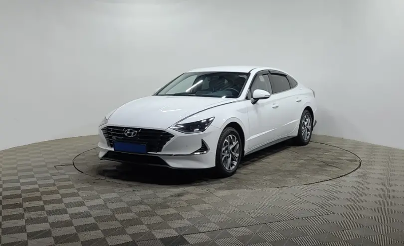 Hyundai Sonata 2023 года за 11 850 000 тг. в Алматы