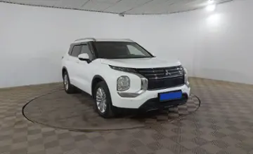 Mitsubishi Outlander 2022 года за 13 890 000 тг. в Шымкент фото 3