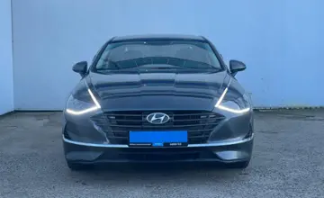 Hyundai Sonata 2020 года за 10 445 000 тг. в Уральск фото 2