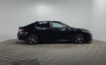 Toyota Camry 2020 года за 12 300 000 тг. в Алматы фото 4