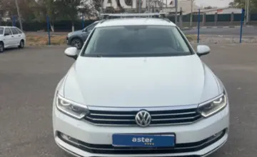 Volkswagen Passat 2017 года за 10 000 000 тг. в Шымкент фото 2
