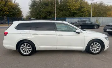 Volkswagen Passat 2017 года за 10 000 000 тг. в Шымкент фото 4