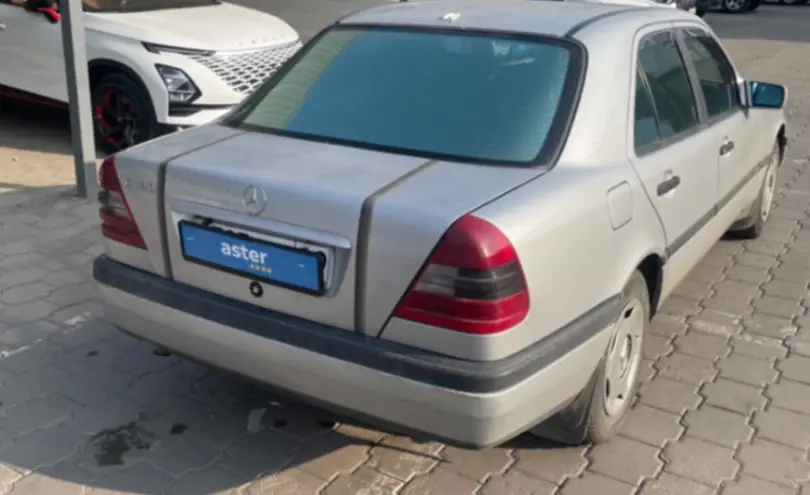 Mercedes-Benz C-Класс 1996 года за 2 000 000 тг. в Караганда фото 5