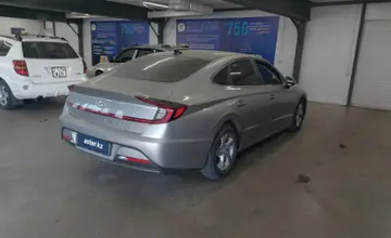 Hyundai Sonata 2019 года за 9 800 000 тг. в Астана фото 3