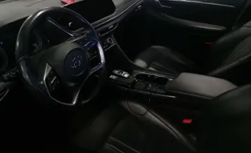 Hyundai Sonata 2019 года за 9 800 000 тг. в Астана фото 5