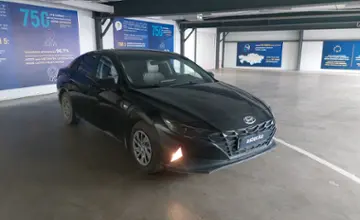 Hyundai Elantra 2020 года за 10 000 000 тг. в Астана фото 2