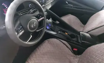 Hyundai Elantra 2020 года за 10 000 000 тг. в Астана фото 5