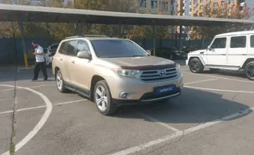 Toyota Highlander 2012 года за 14 000 000 тг. в Алматы фото 2