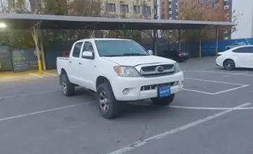 Toyota Hilux 2006 года за 4 500 000 тг. в Алматы фото 2