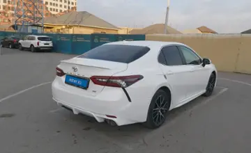 Toyota Camry 2020 года за 13 000 000 тг. в Шымкент фото 3