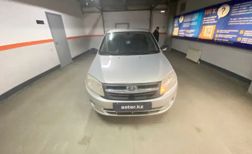 LADA (ВАЗ) Granta 2013 года за 2 200 000 тг. в Уральск фото 2