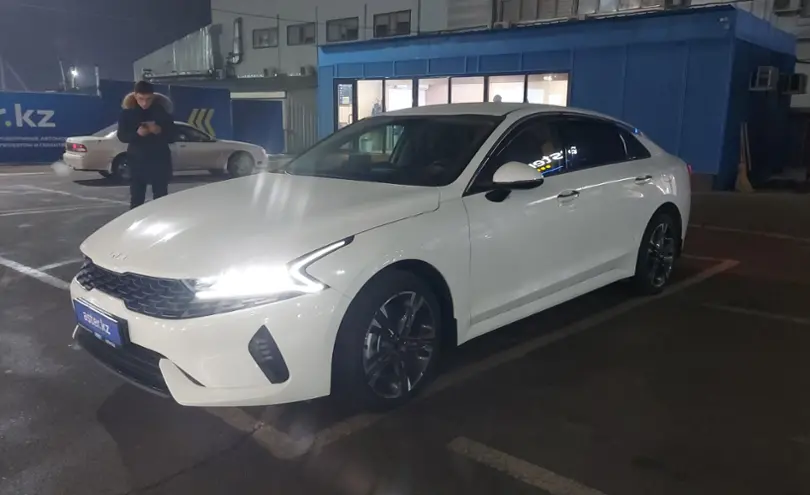 Kia K5 2022 года за 13 500 000 тг. в Алматы