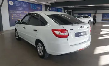 LADA (ВАЗ) Granta 2015 года за 2 500 000 тг. в Астана фото 4