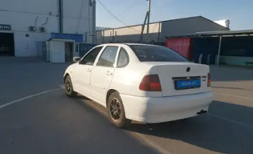 Volkswagen Polo 1999 года за 1 500 000 тг. в Шымкент фото 4