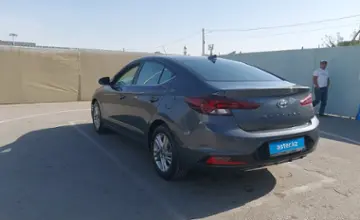 Hyundai Elantra 2019 года за 8 600 000 тг. в Шымкент фото 4