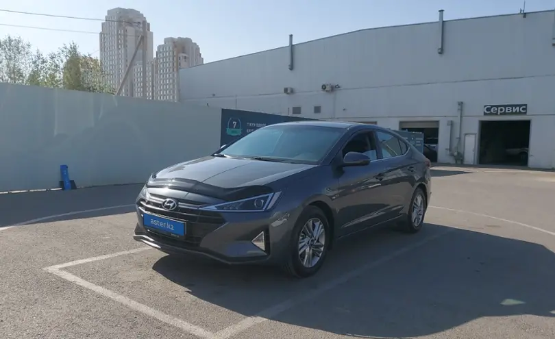 Hyundai Elantra 2019 года за 8 600 000 тг. в Шымкент