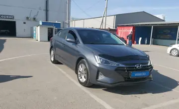 Hyundai Elantra 2019 года за 8 600 000 тг. в Шымкент фото 2