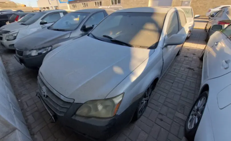 Toyota Avalon 2005 года за 3 000 000 тг. в Астана