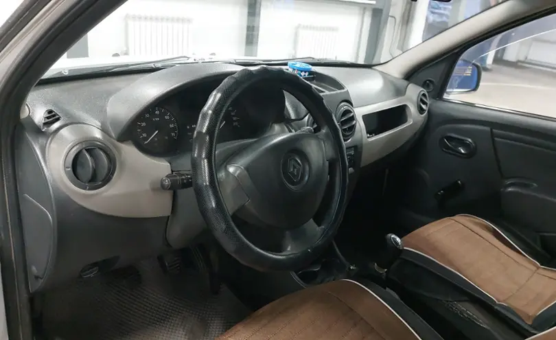 Renault Sandero 2014 года за 2 500 000 тг. в Астана фото 5