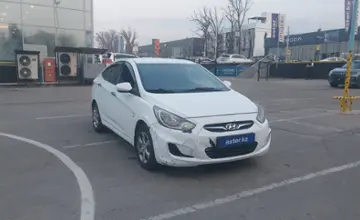Hyundai Accent 2013 года за 4 000 000 тг. в Алматы фото 2