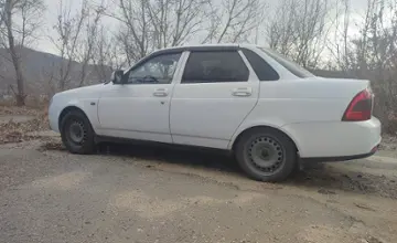 LADA (ВАЗ) Priora 2015 года за 2 800 000 тг. в Усть-Каменогорск фото 2