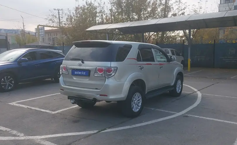 Toyota Fortuner 2013 года за 11 000 000 тг. в Алматы фото 3