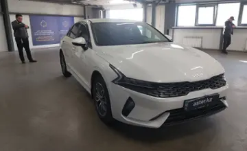 Kia K5 2021 года за 12 000 000 тг. в Астана фото 2