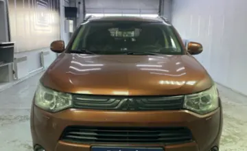 Mitsubishi Outlander 2013 года за 6 000 000 тг. в Павлодар фото 2