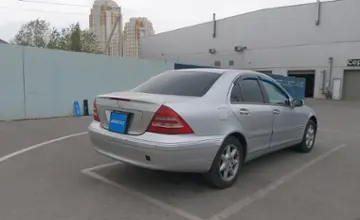 Mercedes-Benz C-Класс 2002 года за 3 300 000 тг. в Шымкент фото 3
