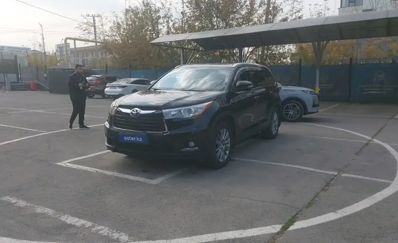Toyota Highlander 2014 года за 16 500 000 тг. в Алматы