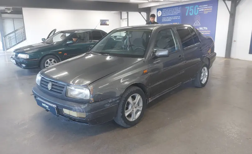 Volkswagen Vento 1992 года за 700 000 тг. в Астана