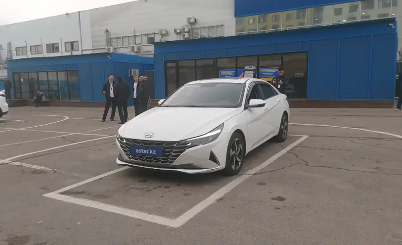 Hyundai Elantra 2023 года за 8 500 000 тг. в Алматы