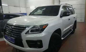 Lexus LX 2015 года за 30 000 000 тг. в Астана фото 1
